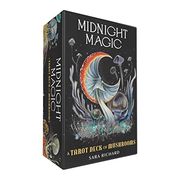 Midnight Magic: A Tarot Deck of Mushrooms (en Inglés)