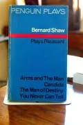 Plays pleasant (en Inglés)