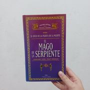 El mago de la serpiente 2 (in Spanish)
