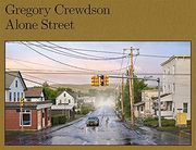 Gregory Crewdson: Alone Street (en Inglés)