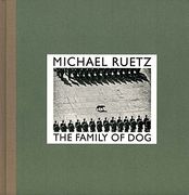 Michael Ruetz: The Family of dog (en Inglés)