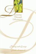 drumming through woodsmoke: poetry and essays (en Inglés)