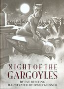night of the gargoyles (en Inglés)