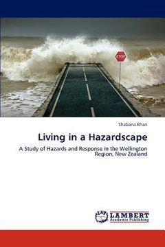 portada living in a hazardscape (en Inglés)
