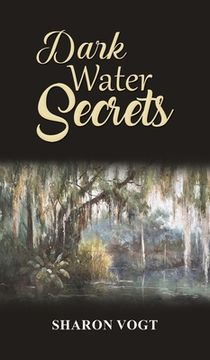 portada Dark Water Secrets (en Inglés)