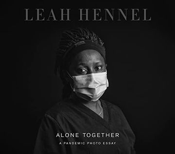 portada Alone Together: A Pandemic Photo Essay (en Inglés)