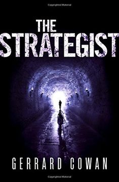 portada The Strategist (The Machinery Trilogy, Book 2)