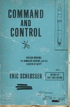 portada Command and Control (in English)