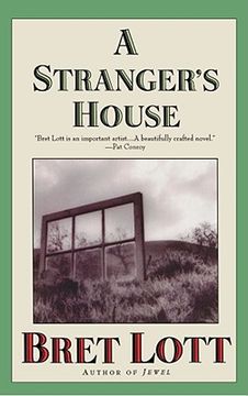 portada a strangers house (en Inglés)