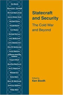 portada Statecraft and Security Hardback: The Cold war and Beyond (en Inglés)