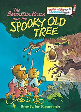portada The Berenstain Bears and the Spooky old Tree (en Inglés)