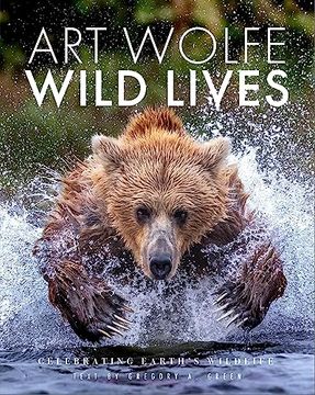 portada Wild Lives: Celebrating Earth's Wildlife (en Inglés)
