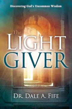 portada the light giver (in English)