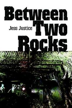 portada between two rocks (en Inglés)