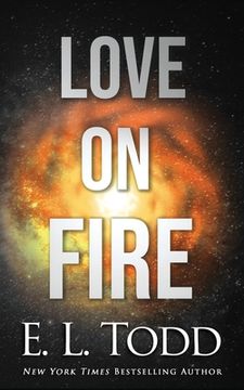 portada Love on Fire (en Inglés)
