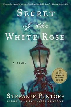 portada secret of the white rose (in English)