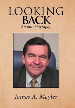 portada Looking Back: An Autobiography (in English)
