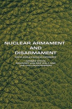 portada nuclear armament and disarmament (in English)