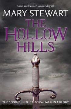 portada hollow hills (en Inglés)