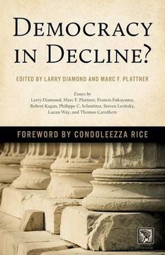 portada Democracy in Decline? (A Journal of Democracy Book)