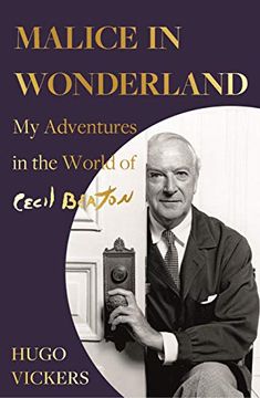 portada Malice in Wonderland: My Adventures in the World of Cecil Beaton (in English)