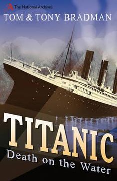 portada titanic: death on the water (en Inglés)