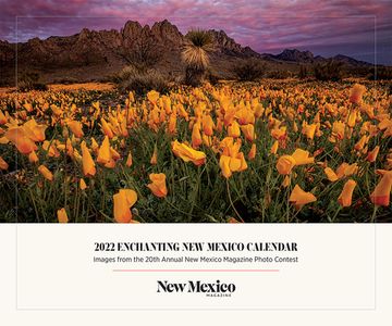 portada 2022 Enchanting New Mexico Calendar: Images from the 20th Annual New Mexico Magazine Photo Contest (en Inglés)