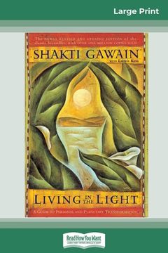 portada Living in the Light: A Guide to Personal and Planetary Transformation (16pt Large Print Edition)