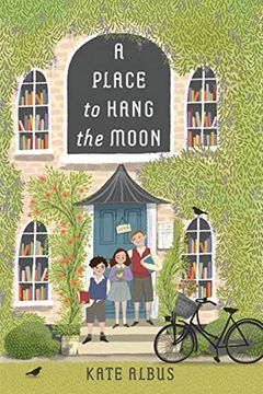 portada A Place to Hang the Moon (en Inglés)
