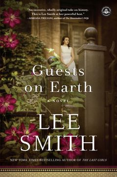 portada Guests on Earth: A Novel (in English)