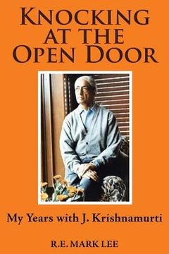 portada Knocking at the Open Door: My Years with J. Krishnamurti (en Inglés)