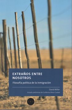 portada Extraños Entre Nosotros (in Spanish)