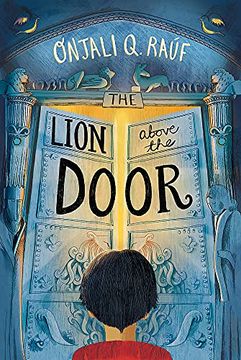 portada The Lion Above the Door (en Inglés)