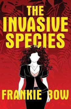 portada The Invasive Species (The Professor Molly Mysteries) (in English)