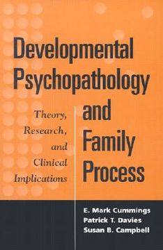 portada developmental psychopathology and family process: theory, research, and clinical implications (en Inglés)