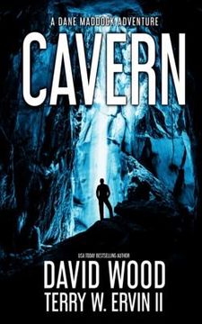 portada Cavern: A Dane Maddock Adventure (en Inglés)