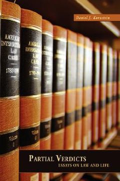 portada partial verdicts: essays on law and life (en Inglés)