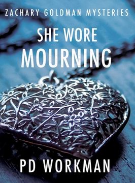 portada She Wore Mourning (en Inglés)