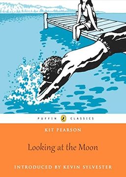 portada Looking at the Moon (Puffin Classics) (en Inglés)