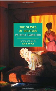 portada The Slaves of Solitude (New York Review Books Classics) (en Inglés)