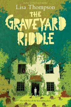 portada The Graveyard Riddle: A Goldfish boy Novel (en Inglés)