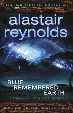 portada blue remembered earth (en Inglés)