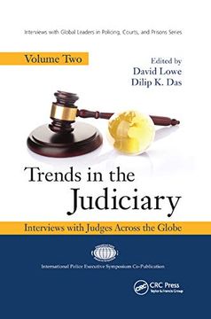 portada Trends in the Judiciary: Interviews With Judges Across the Globe, Volume two (Interviews With Global Leaders in Policing, Courts, and Prisons) (en Inglés)