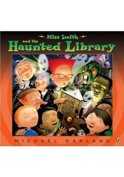 portada Miss Smith and the Haunted Library (in English)