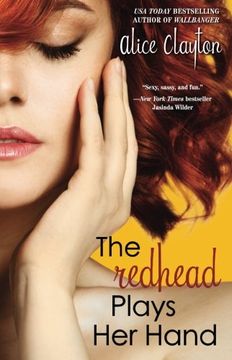 portada The Redhead Plays Her Hand (The Redhead Series) (en Inglés)