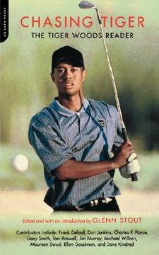 portada chasing tiger: the tiger woods reader