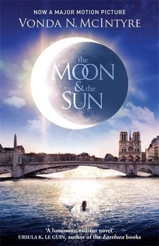 portada The Moon and the sun (en Inglés)