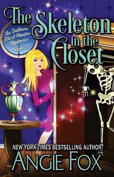 portada The Skeleton in the Closet (Southern Ghost Hunter) (en Inglés)
