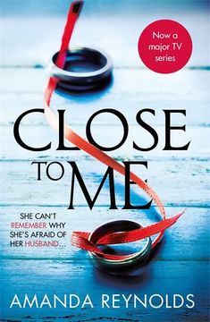 portada Close to Me: Now a Major TV Series (en Inglés)