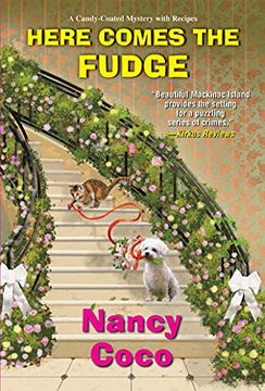 portada Here Comes the Fudge (a Candy-Coated Mystery) (in English)
